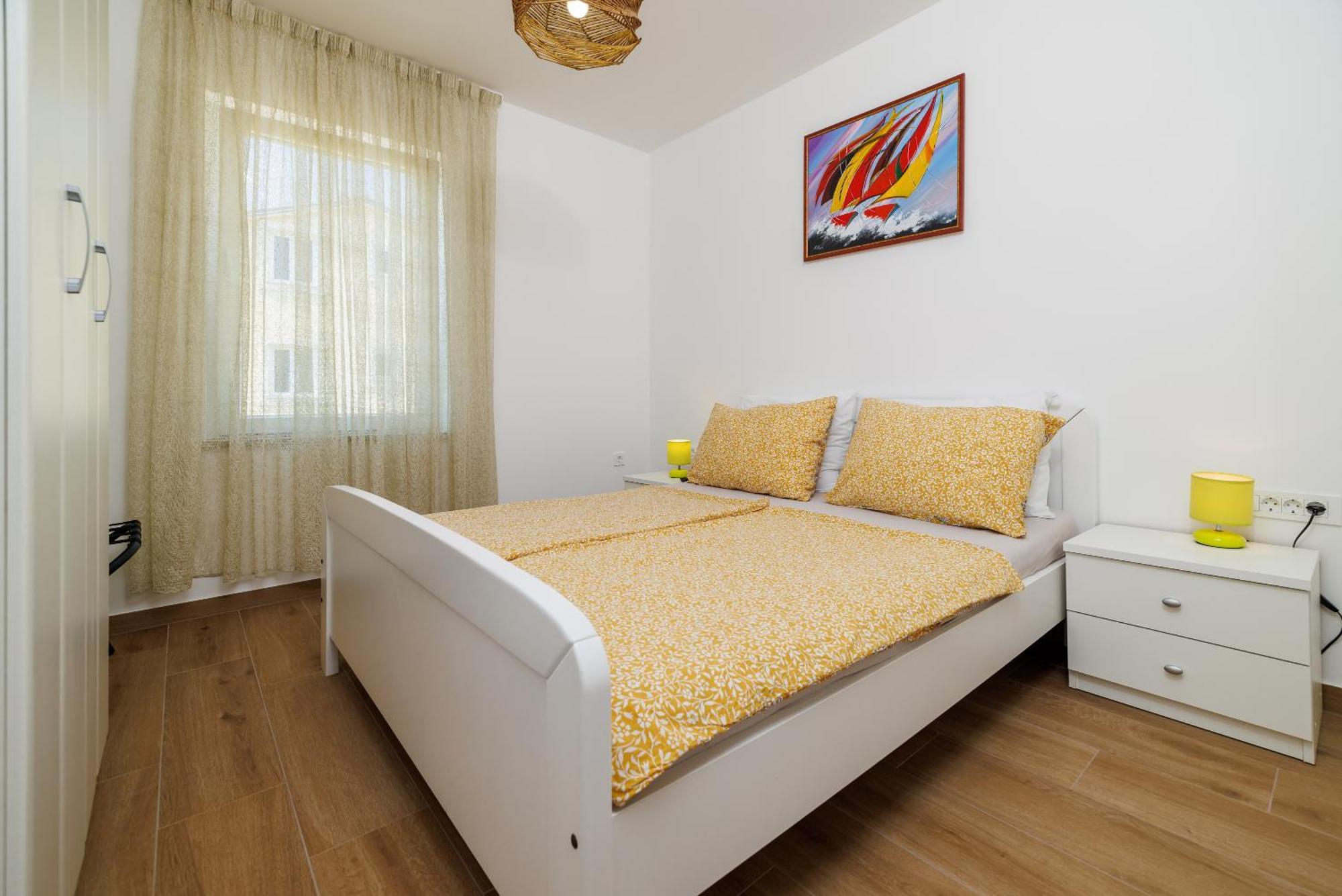 Apartmani Viktorija Jadranovo Exteriör bild