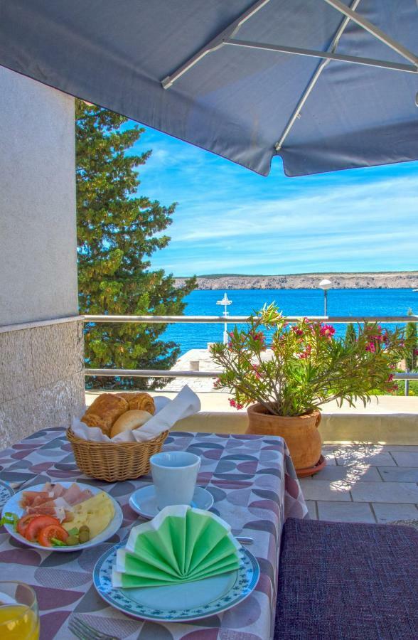 Apartmani Viktorija Jadranovo Exteriör bild